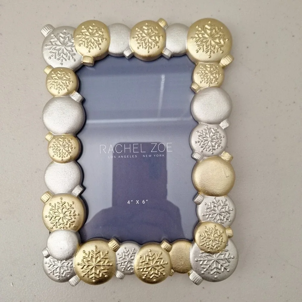 Rachel Zoe New York Christmas Ornament Picture Frame Photo 4 x 6 Inch